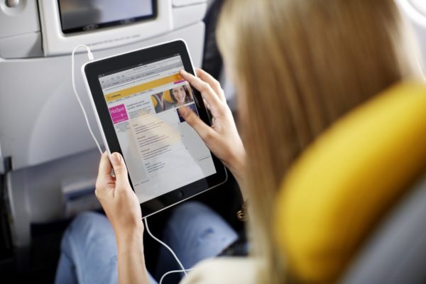 Σερφάροντας στα σύννεφα με τη Lufthansa 